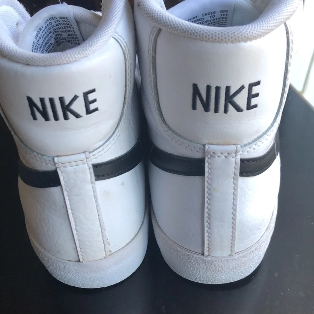 Nike white high top sports shoes size 6.5Y